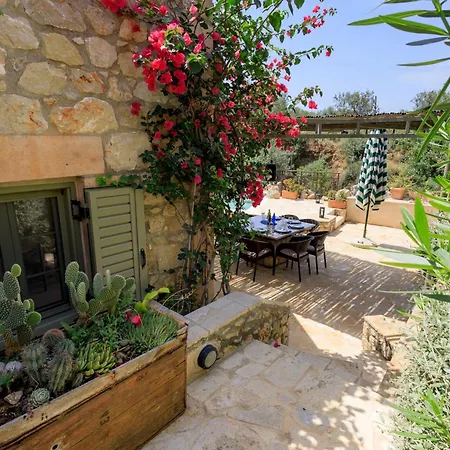 Spiti-manolis 別荘