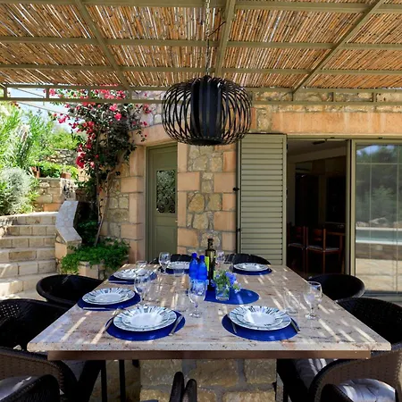 Spiti-manolis 別荘 *