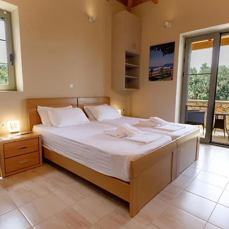 Spiti-manolis Lévktron