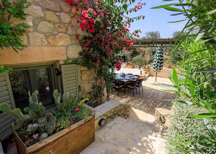 Spiti-manolis Semesterbostad