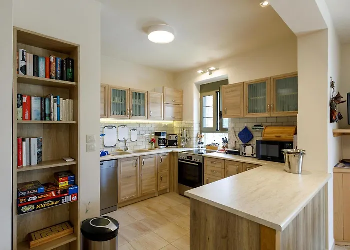 Semesterbostad Spiti-manolis Lévktron