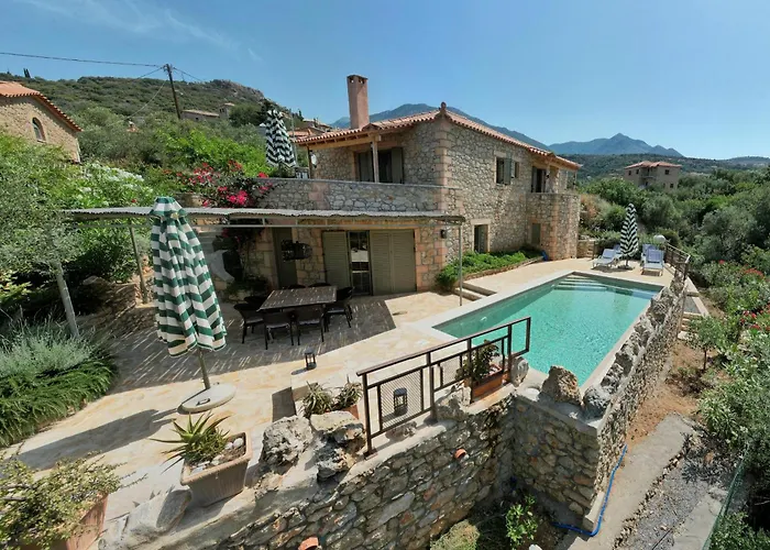 Spiti-manolis * Lévktron